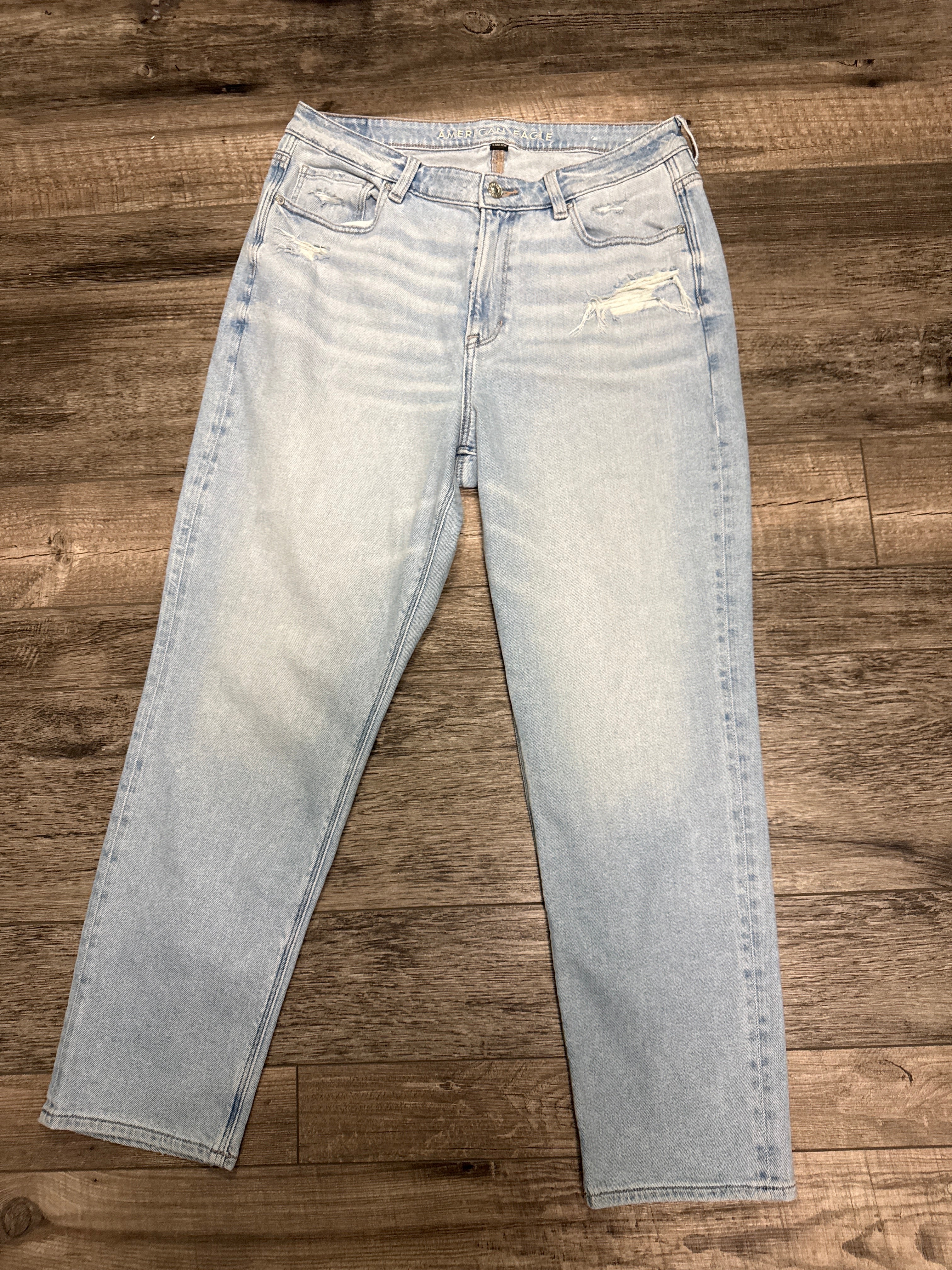 American Eagle Mom Jean