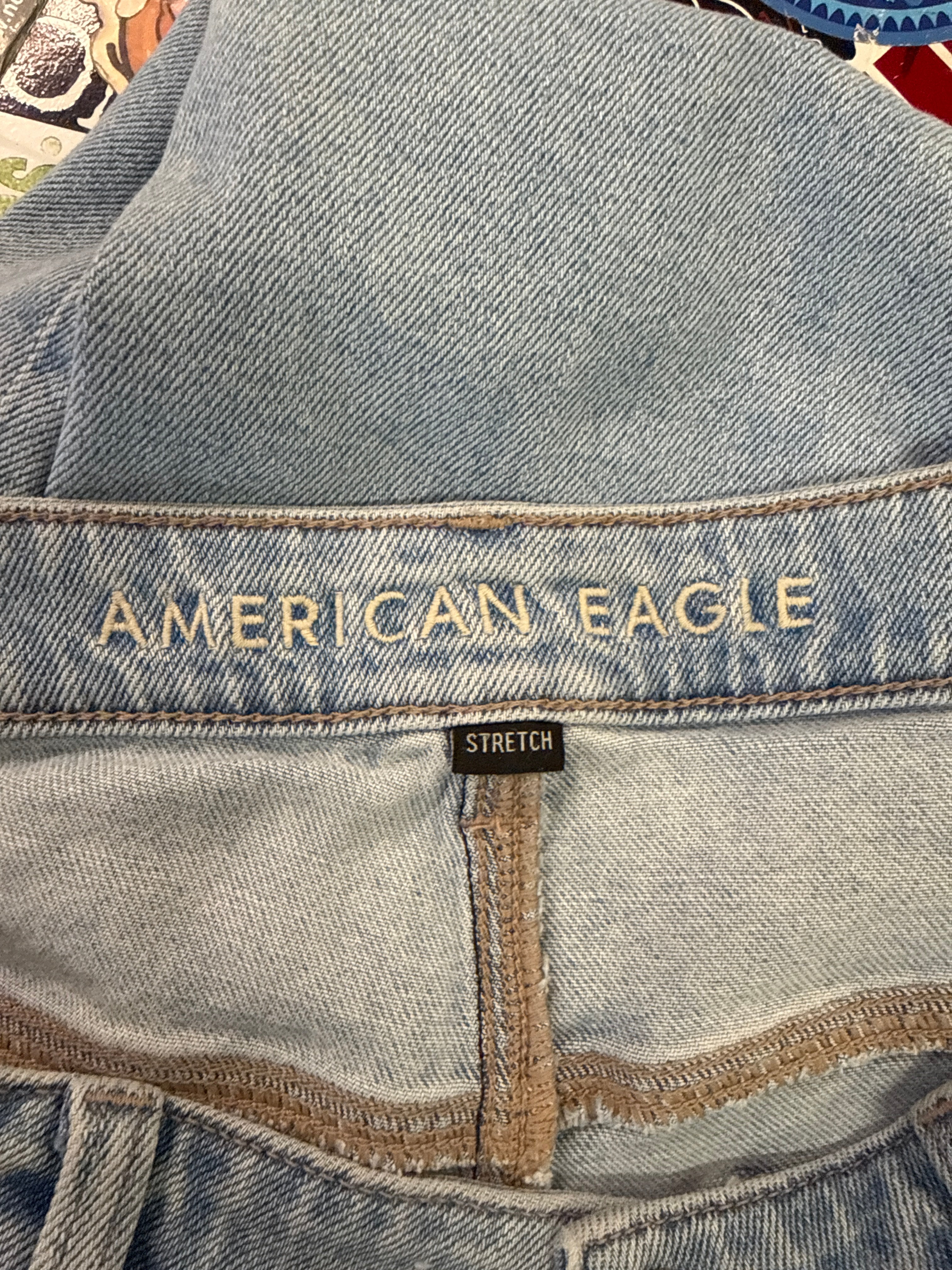 American Eagle Mom Jean