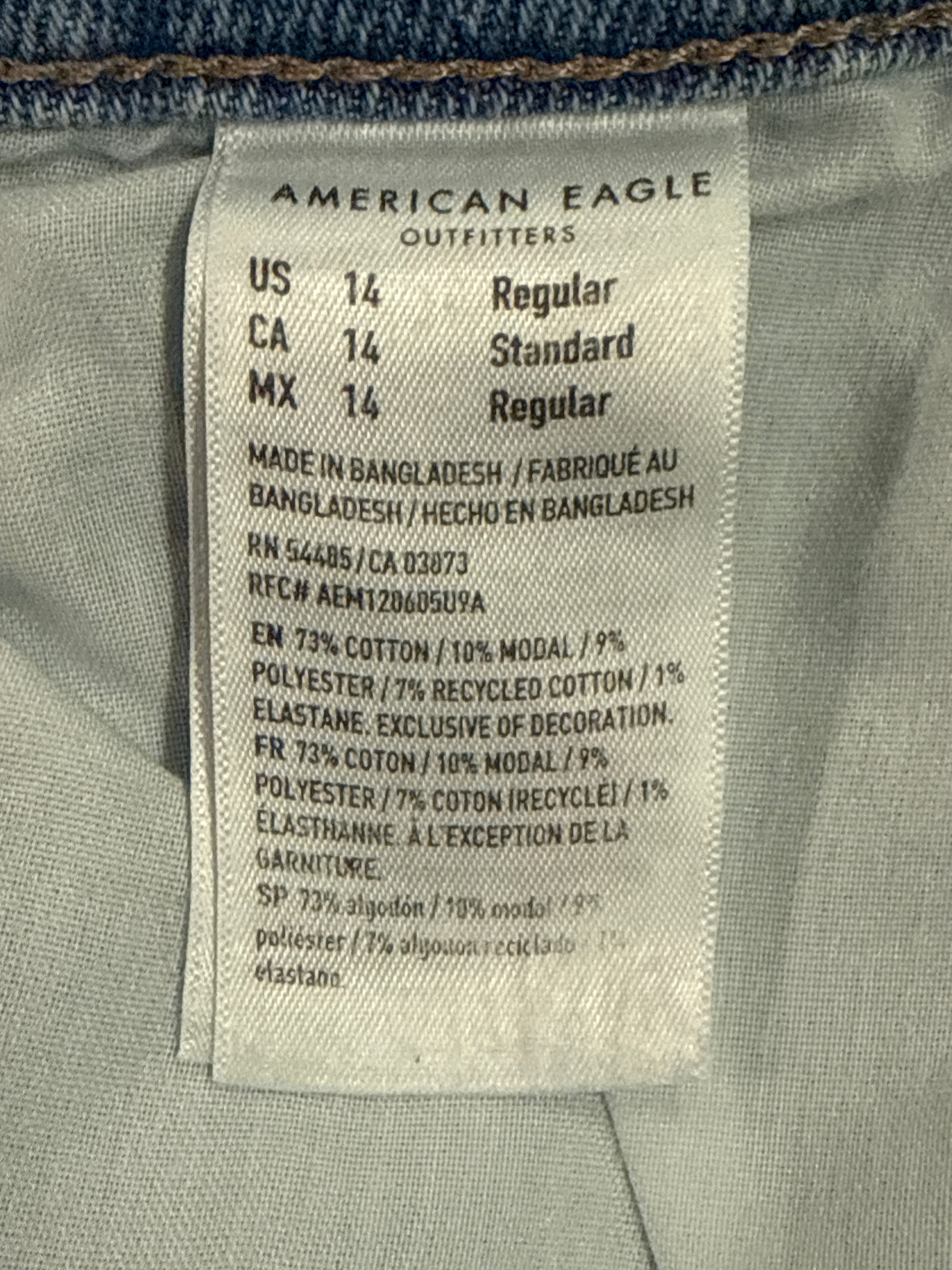 American Eagle Mom Jean