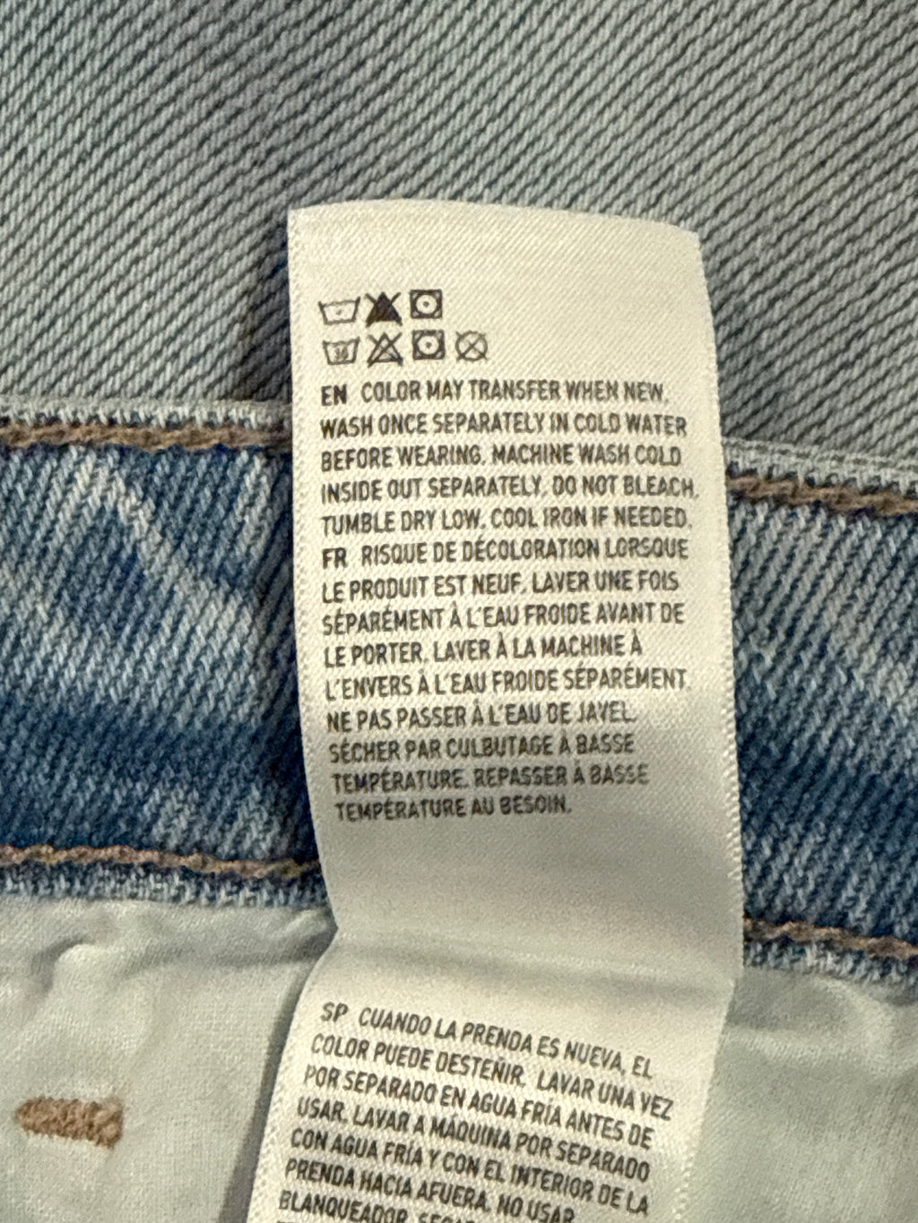 American Eagle Mom Jean