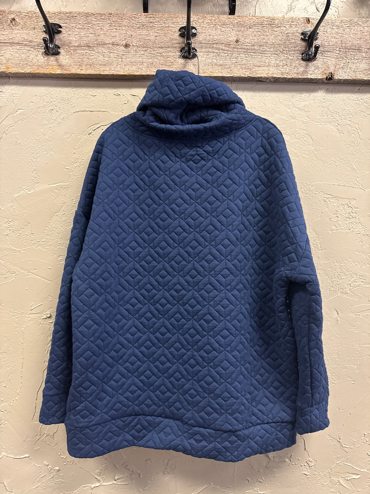 NWT GapFit Quilted Funnel-Neck Pullover (org$90)