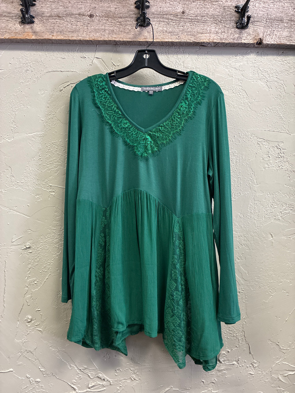 NWOT Kate & Mallory V-Neck Babydoll
