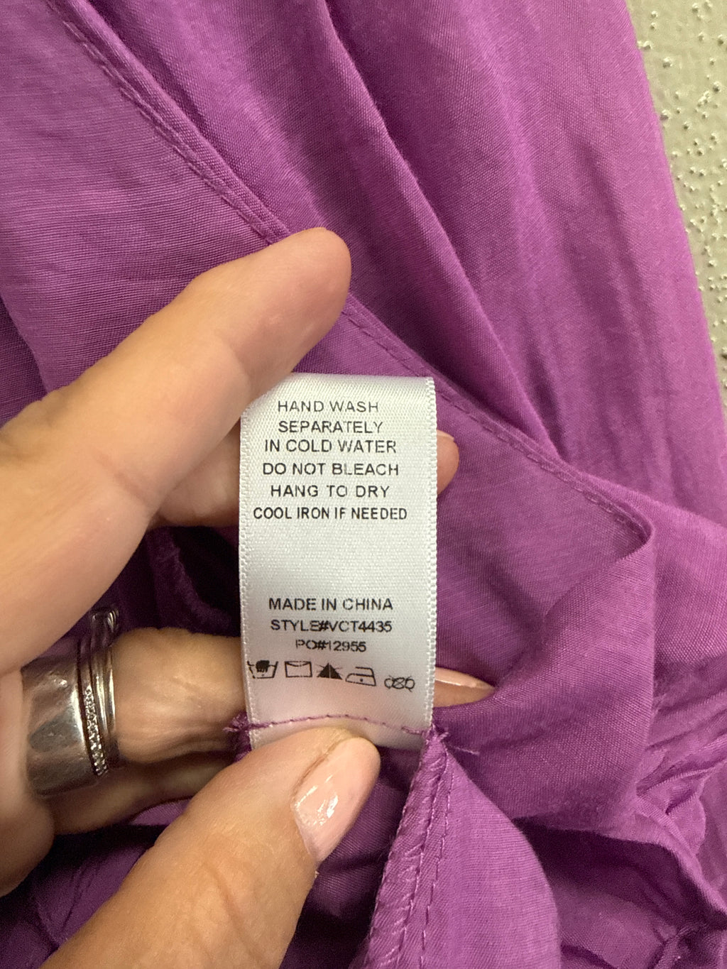 NWT VICI Long Sleeve Crop (org$58)
