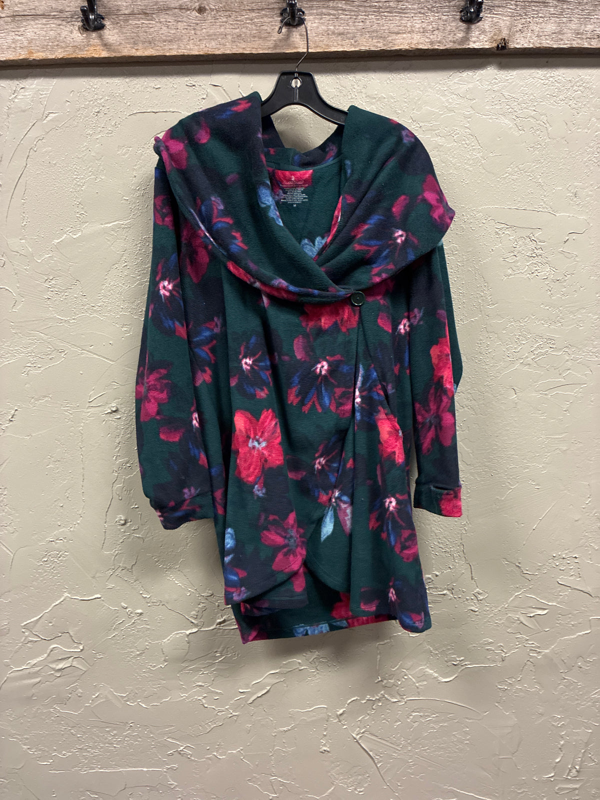 NWOT Cuddl Duds Fleecewear Wrap (org$54)