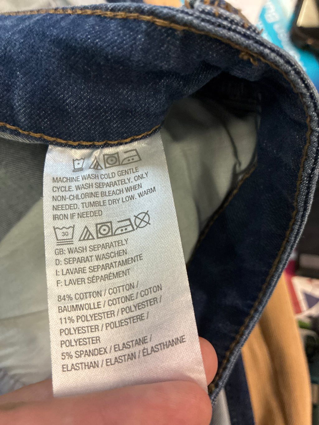 NWOT GILI Dual-Stretch Flares (org$69)