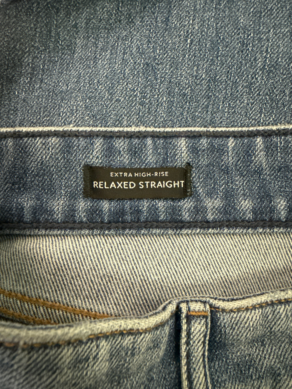 WHBM Relaxed Straight Jean (org$110)