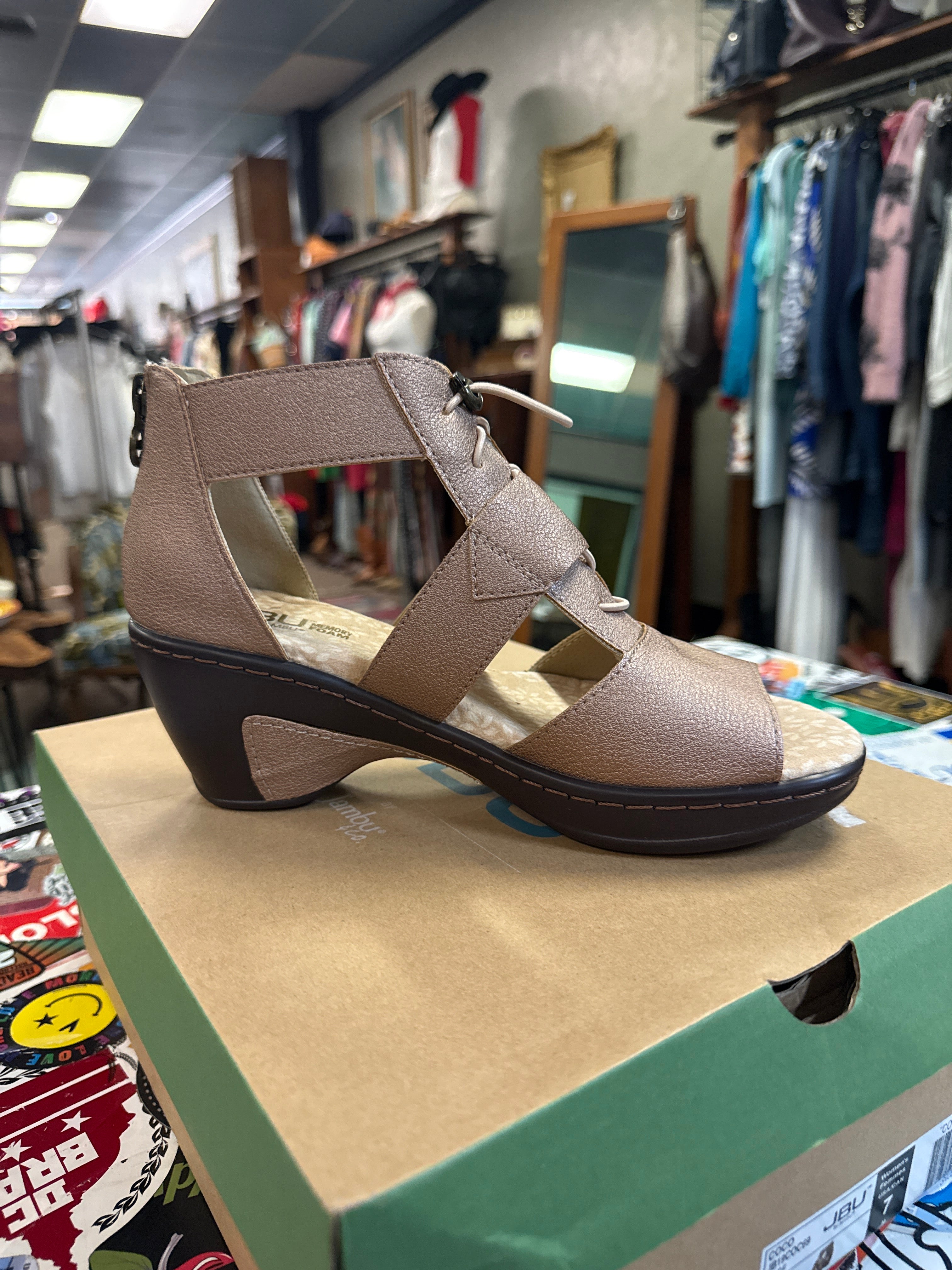 NIB JBU Coco Encore Wedge Sandal (org$79)