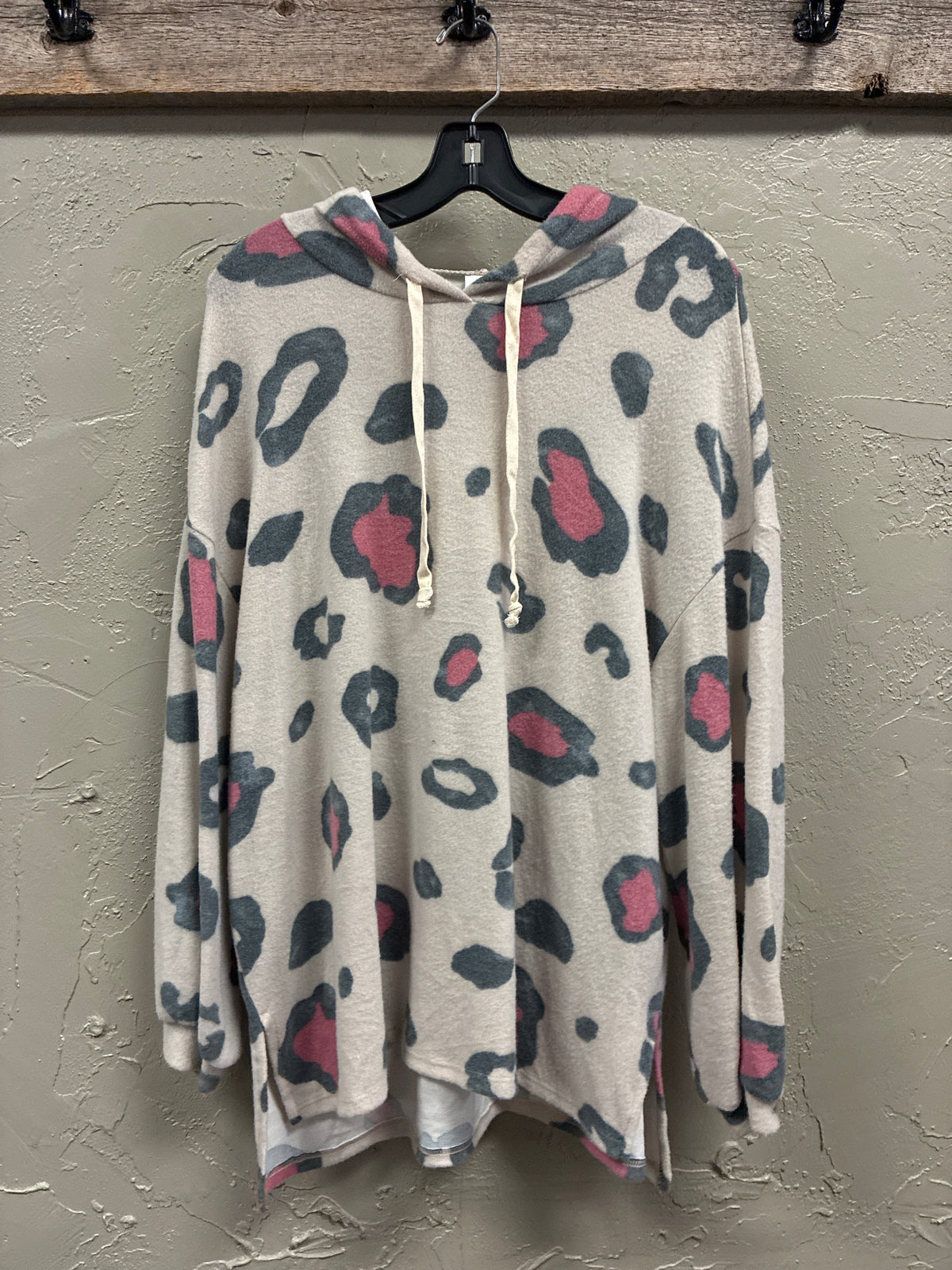 NWOT HoneyMe Plush Leopard Hoodie