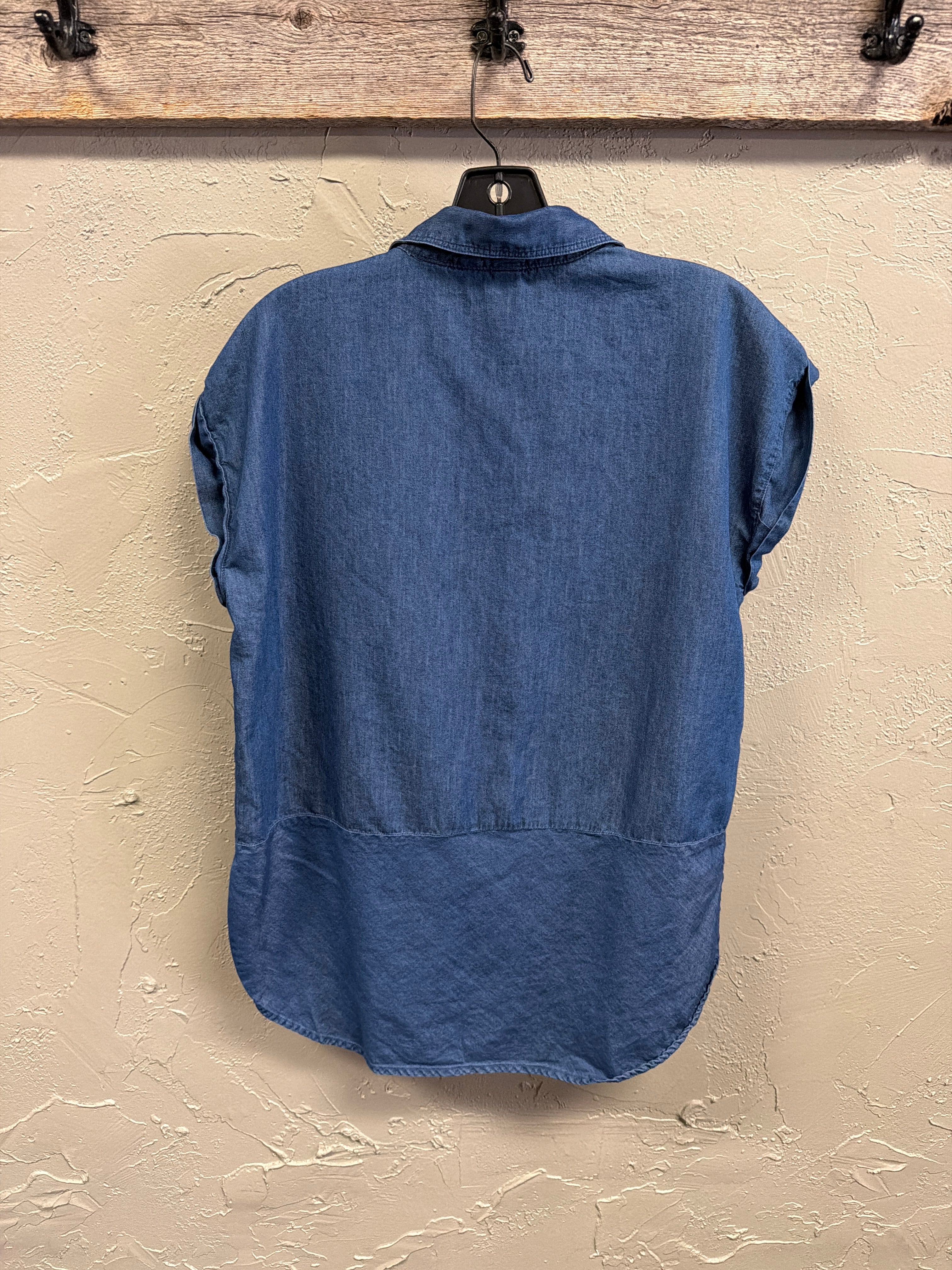 Jones NY Short-Sleeve Chambray Top
