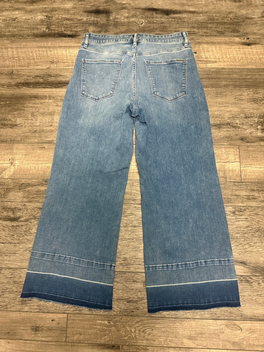 WHBM Released-Hem Crop Jean (org$130)