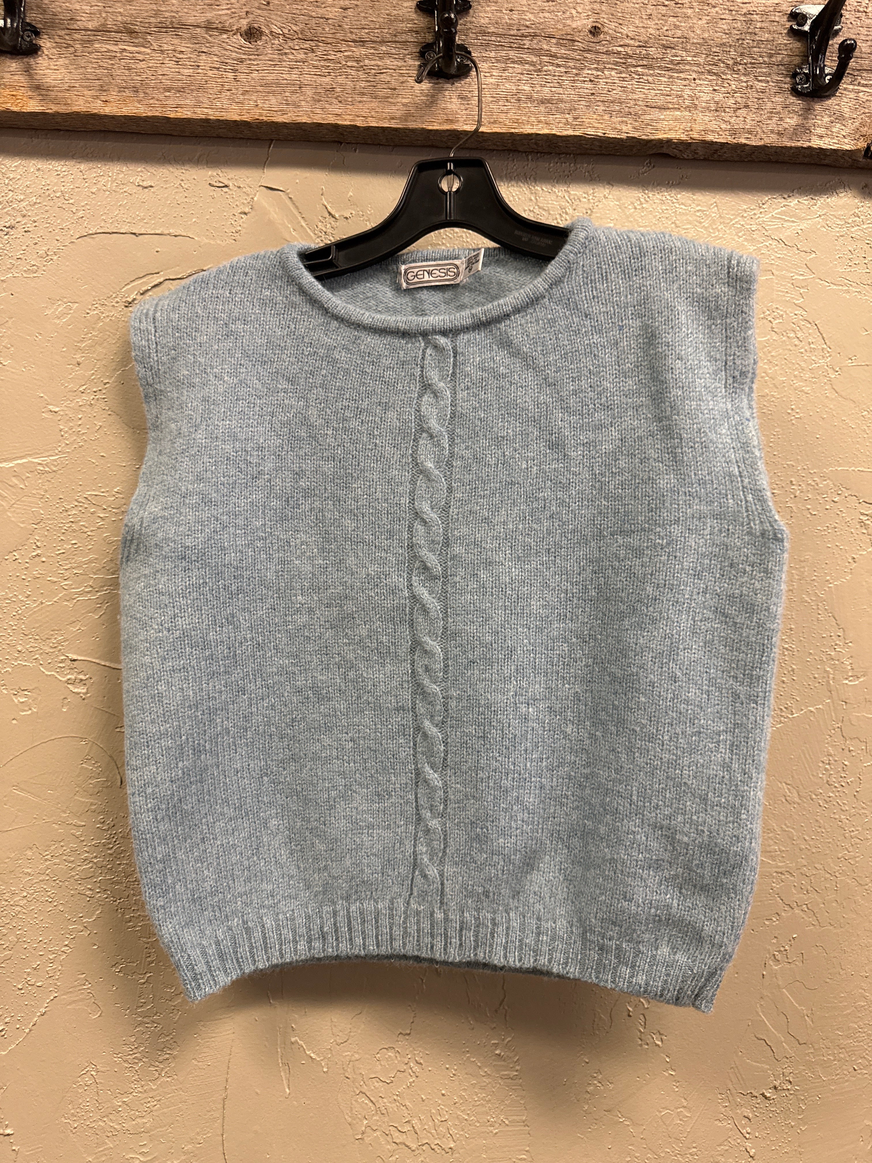 Vtg Genesis Cable Detail Sweater Vest