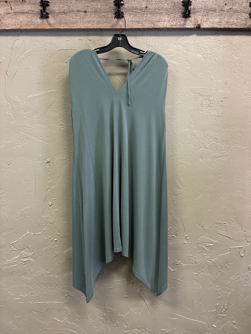 Kate & Mallory Sleeveless V-Neck Dress