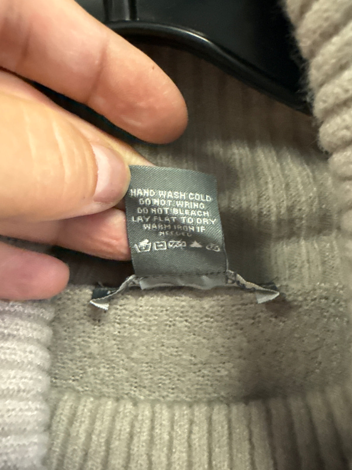 NWOT Kate & Mallory High Slit Sweater