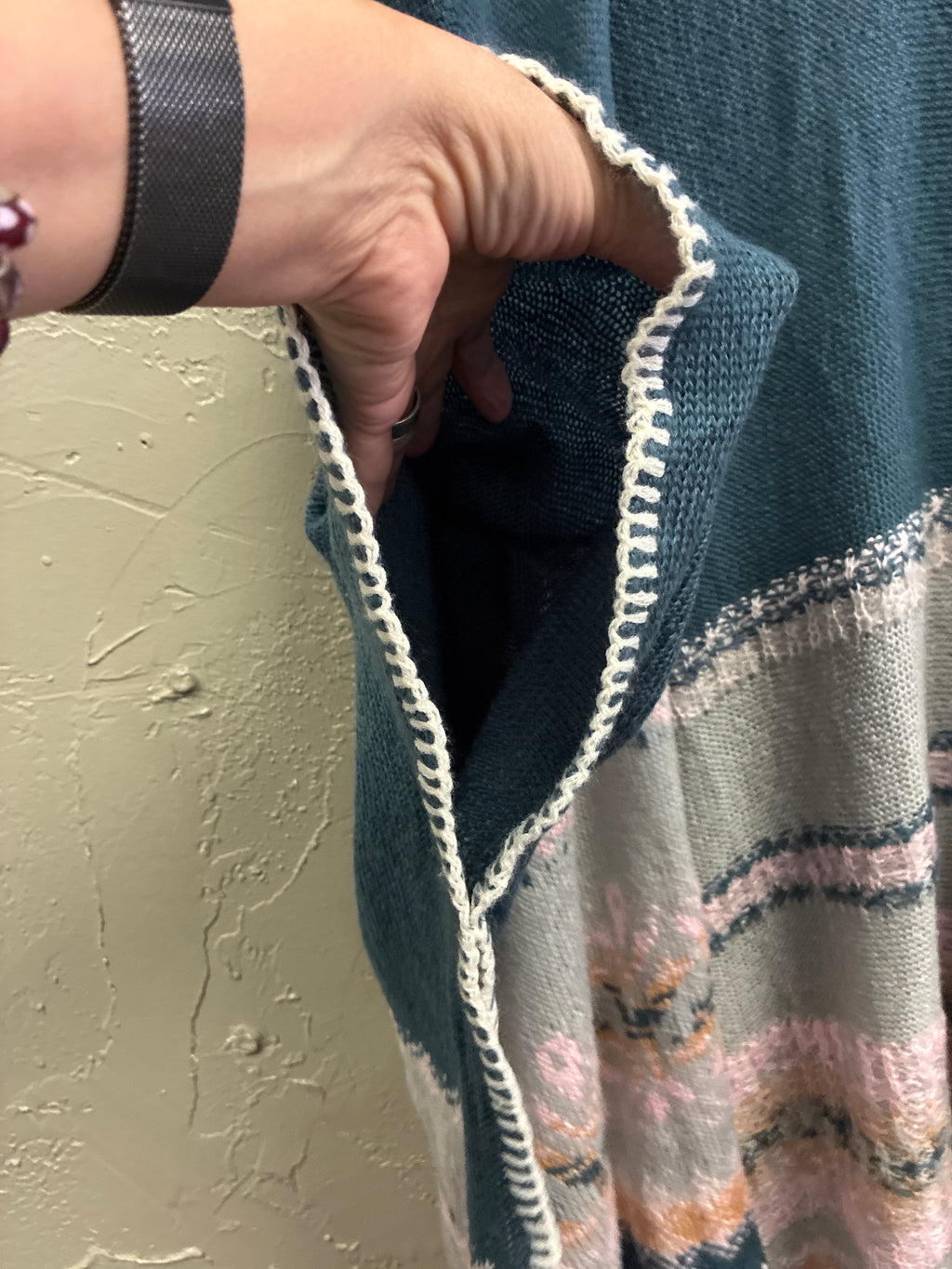 NWT Easel Oversized Wrap (org$60)