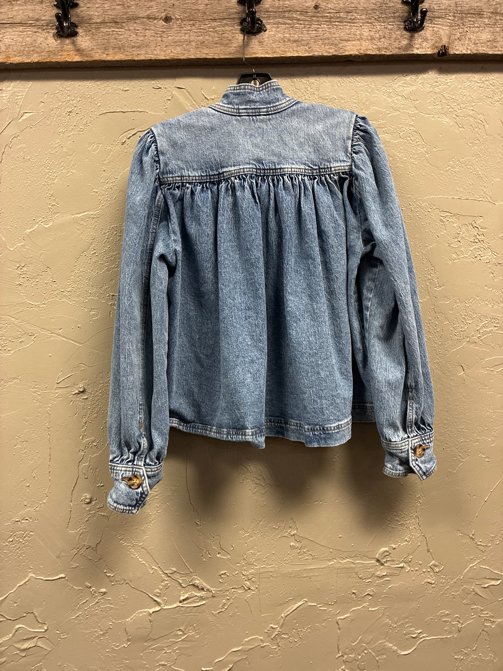Cropped Gathered Denim Jacket