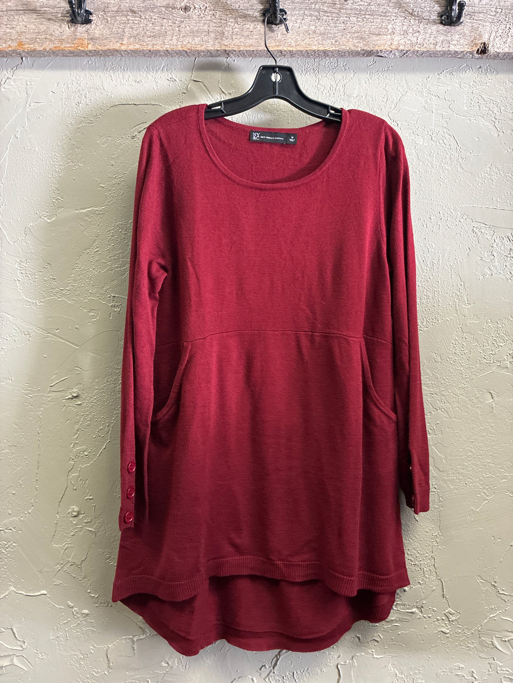 NY&Co Scoop Neck Tunic