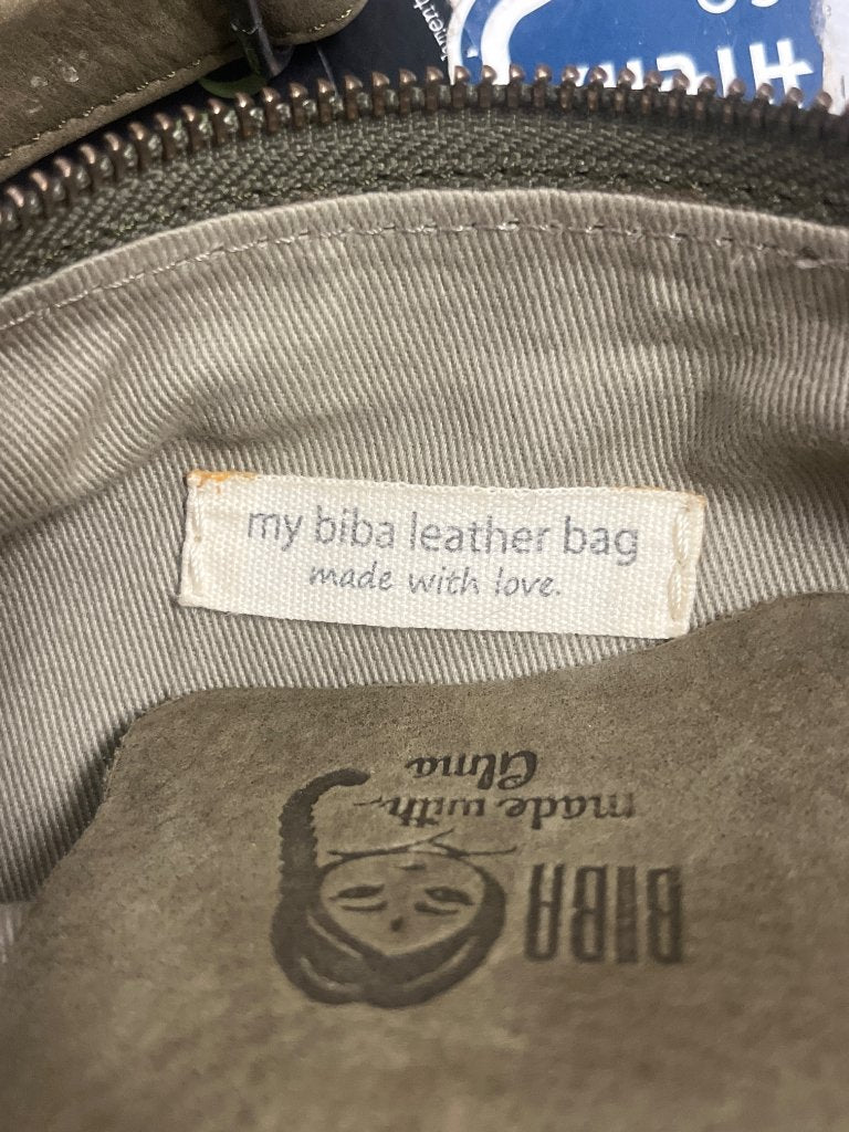 585878