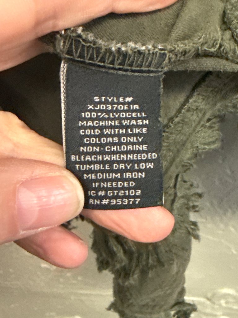 591830