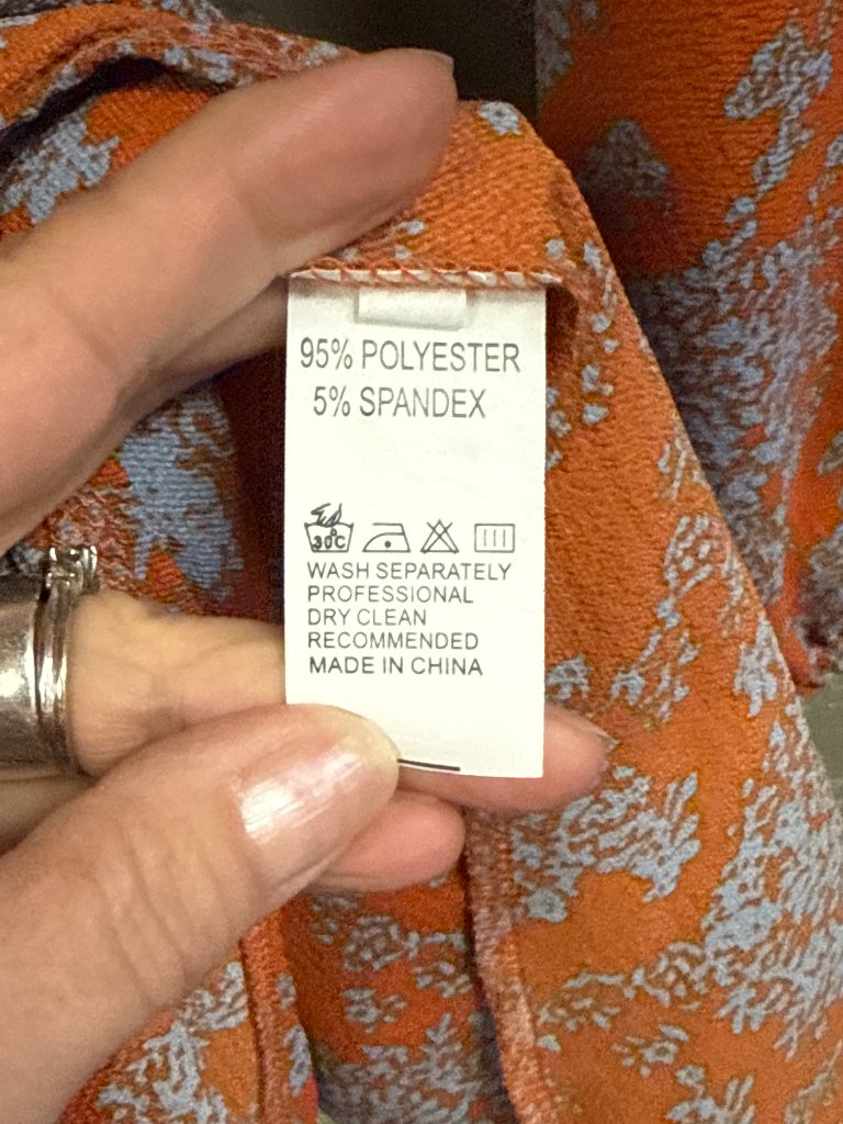592297
