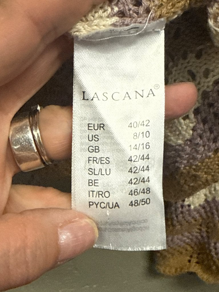 592821