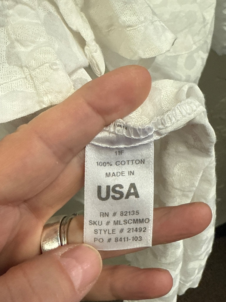588859