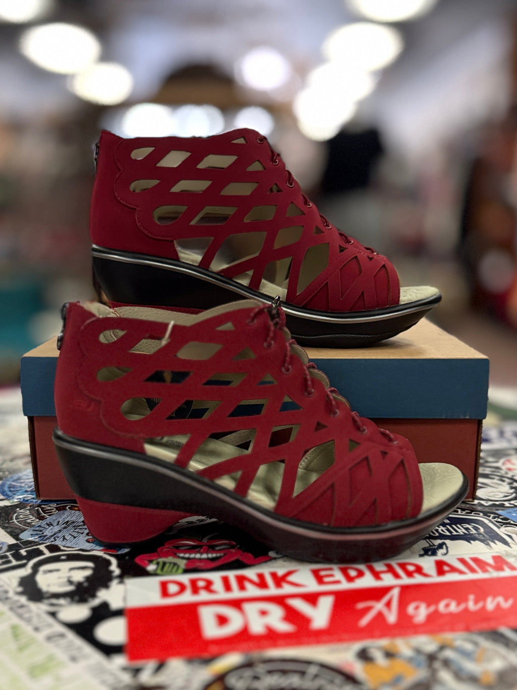 NIB JBU Caged Wedge Sandal (org$68)