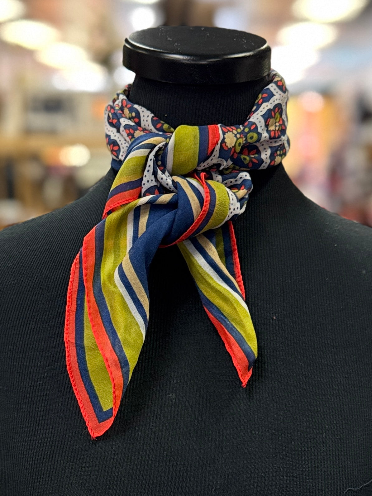 VINTAGE SCARVES