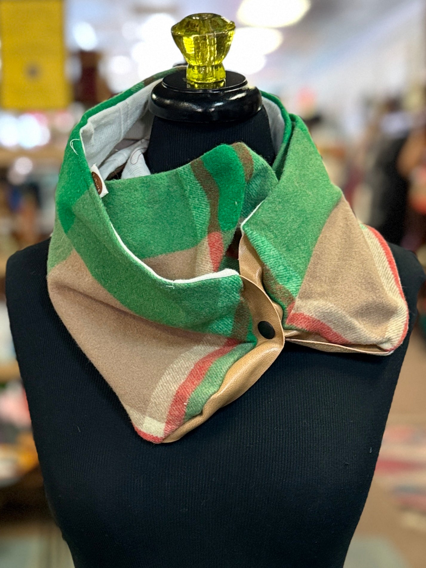 VTG FABRIC SNAP SCARVES