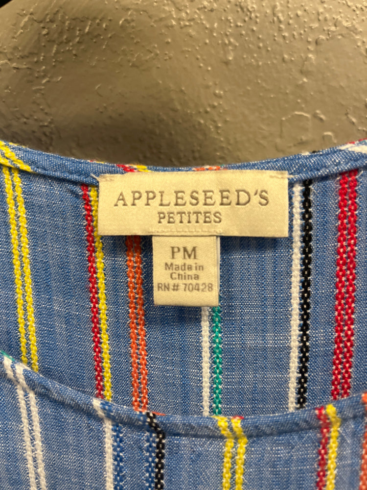 569133