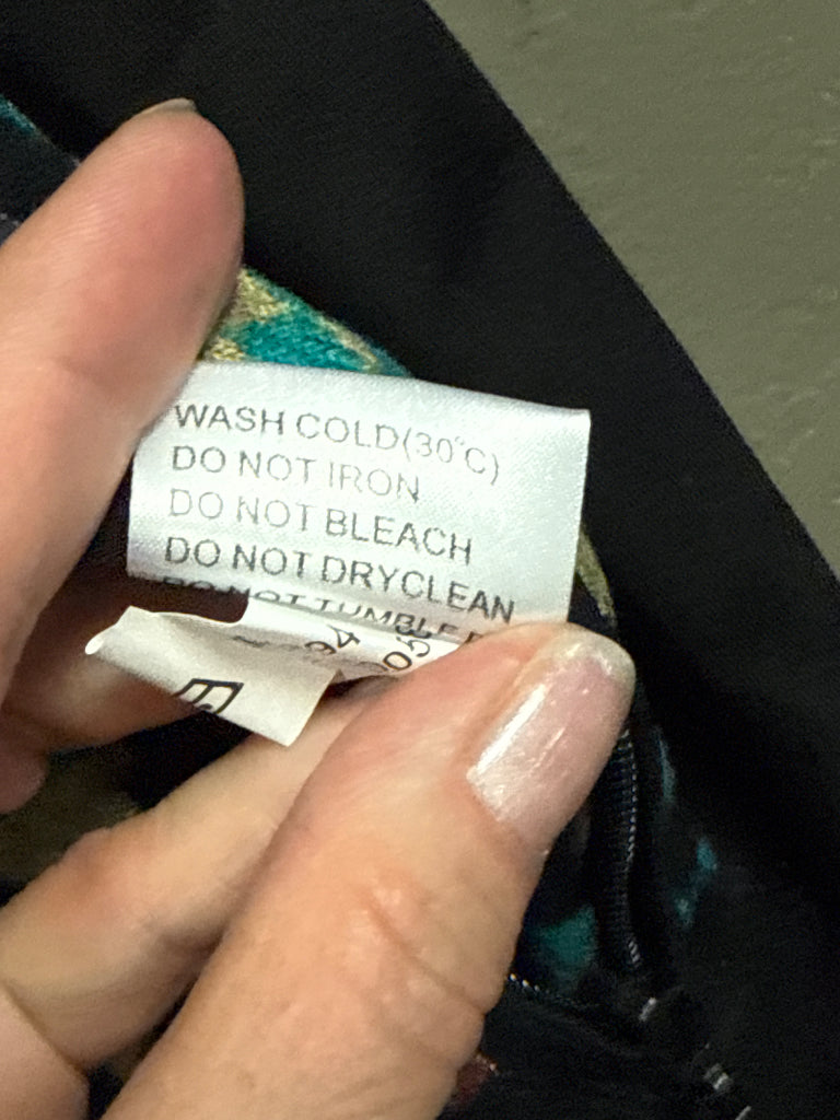 592404