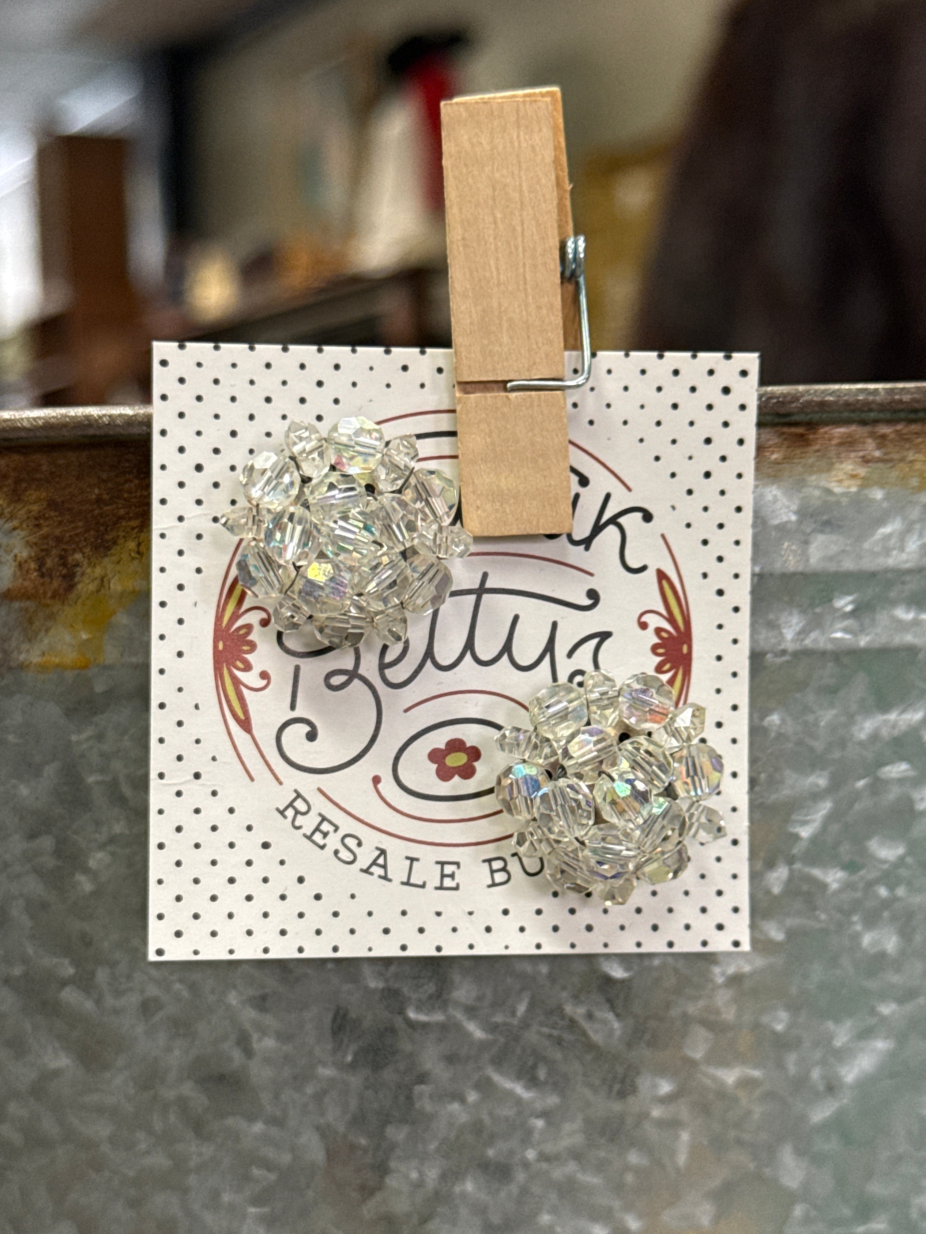 VINTAGE EARRINGS