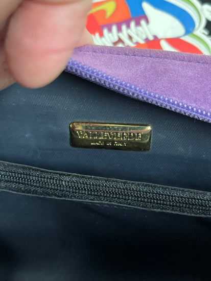 372282